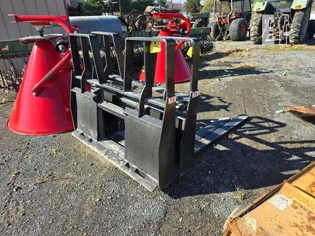 KIVEL 4200LB FORKS BACK.webp