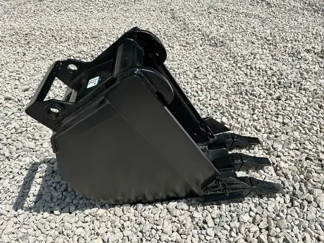 BOBCAT EXCHANGE BUCKET 3.webp