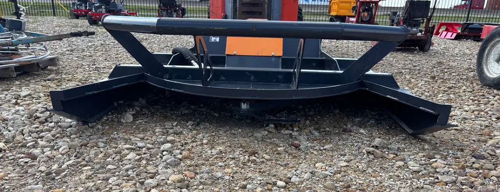 ARYTEER 72 BRUSH CUTTER BLADE VIEW.webp