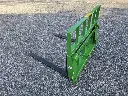 john-deere-pallet-forks-2.webp