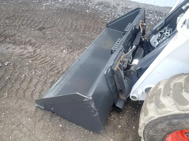 BOBCAT 74 SD BUCKET 3.webp