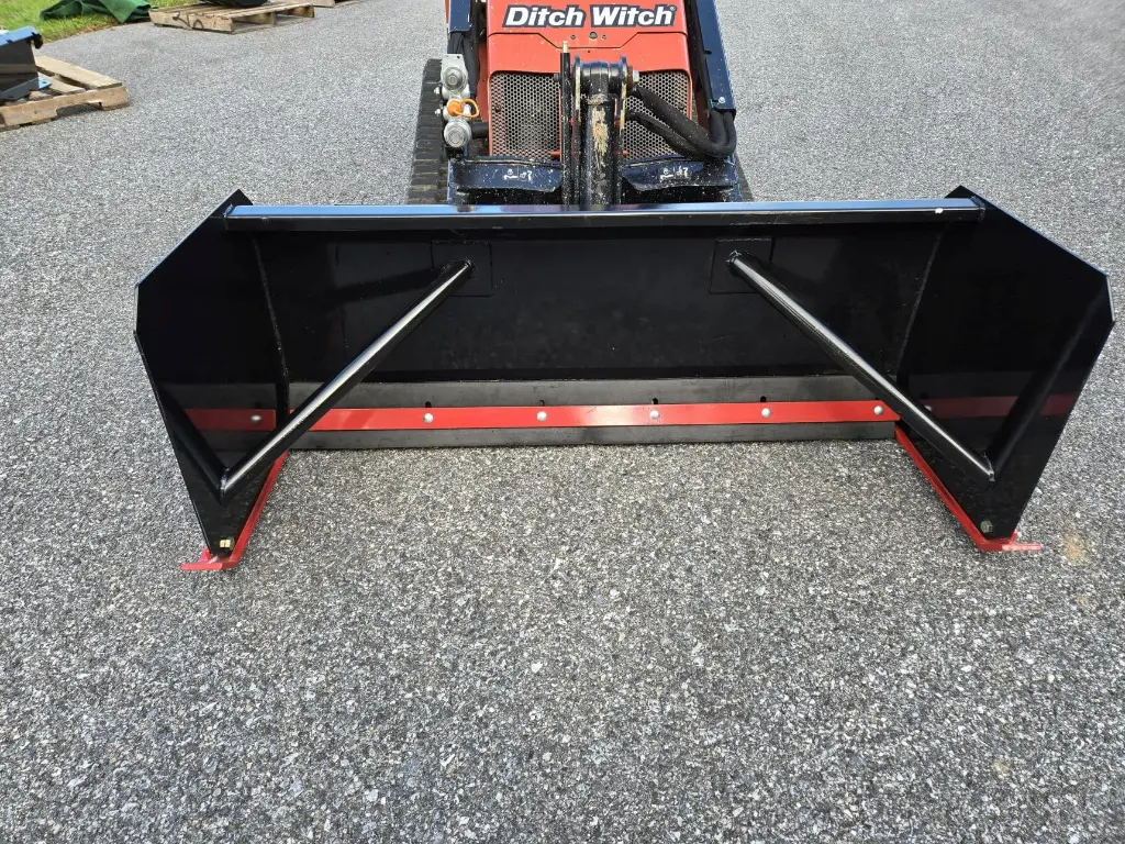 E&T Mini Skid-Snow-Pusher.webp