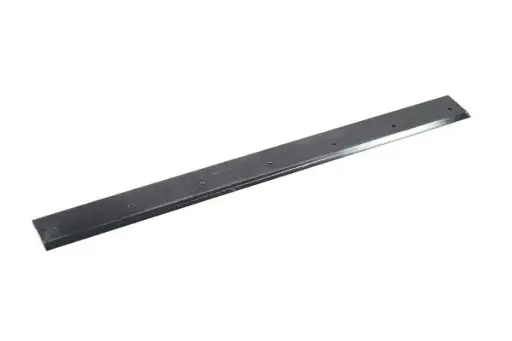 BOBCAT/IGNITE 68" BOLT-ON CUTTING EDGE W/HARDWARE