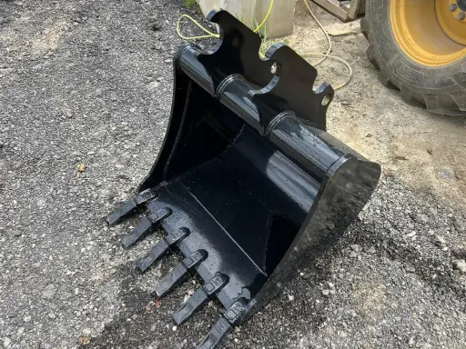 TAGAC.US 30" KX057 TOOTH BUCKET